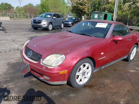 1999 Mercedes-Benz SLK-Class with VIN WDBKK47F0XF088123, listed as a IAAI auction lot 41991751 with 275,370 mi miles. Bid and sale history available at carsss.com. Image 6.