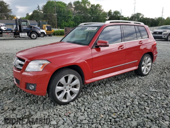 2010 Mercedes-Benz GLK 350 z VIN WDCGG8HB8AF323753, wystawiony jako Copart lot #55125945 z przebiegiem 228 228 mil mil oraz Szkoda całkowita • Salvage title. Historia ofert i sprzedaży dostępna na DreamBid. Obrazek 1.