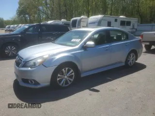 2014 Subaru Legacy Limited z VIN 4S3BMCL64E3033412, wystawiony jako Copart lot #54106745 z przebiegiem 156 939 mil mil oraz Szkoda całkowita • Salvage title. Historia ofert i sprzedaży dostępna na DreamBid. Obrazek 1.
