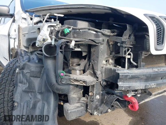 2018 Jeep Cherokee Trailhawk z VIN 1C4PJMBX8JD525945, wystawiony jako IAAI lot #41008604 z przebiegiem 111 086 mil mil oraz . Historia ofert i sprzedaży dostępna na DreamBid. Obrazek 19.