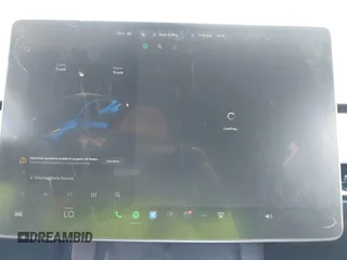 2022 Tesla Model Y Performance z VIN 7SAYGDEF7NF393235, wystawiony jako IAAI lot #42106027 z przebiegiem 50 959 mil mil oraz . Historia ofert i sprzedaży dostępna na DreamBid. Obrazek 18.