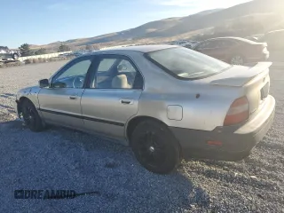 1994 Honda Accord LX w/ABS with VIN JHMCD5634RC061099, listed as a Copart auction lot 83488354 with 208,488 mi miles and Salvage Title. Bid and sale history available at carsss.com. Image 2.