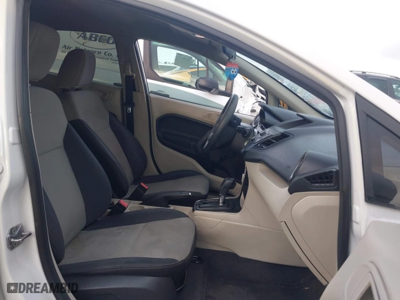 2013 Ford Fiesta S with VIN 3FADP4AJ7DM142687, listed as a IAAI auction lot 41911615 with 98,965 mi miles. Bid and sale history available at carsss.com. Image 5.