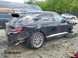 2025 Genesis GV80 Standard with VIN KMUHFESB5SU240229, listed as a Copart auction lot 55036385 with 12,740 mi miles and Clean title. Bid and sale history available at DreamBid. Image 3.