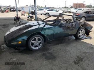 1995 Chevrolet Corvette z VIN 1G1YY22P0S5117514, wystawiony jako Copart lot #63031744 z przebiegiem Nie podano mil oraz Nie do naprawy • Non repairable. Historia ofert i sprzedaży dostępna na DreamBid. Obrazek 1.