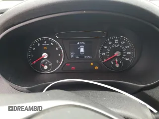 2020 Kia Sorento LX with VIN 5XYPG4A50LG666527, listed as a Copart auction lot 48508885 with 101,252 mi miles and Clean Title. Bid and sale history available at DreamBid. Image 9.