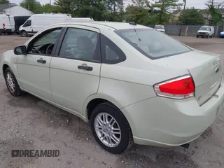 2011 Ford Focus SE with VIN 1FAHP3FN3BW115555, listed as a IAAI auction lot 42193127 with 110,045 mi miles. Bid and sale history available at carsss.com. Image 3.