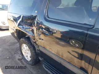2010 Chevrolet Suburban LT with VIN 1GNUKJE35AR147956, listed as a IAAI auction lot 41722353 with 277,153 mi miles. Bid and sale history available at carsss.com. Image 6.