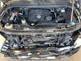 2010 Nissan Armada Titanium z VIN 5N1BA0ND1AN605968, wystawiony jako Copart lot #46100125 z przebiegiem Nie podano mil oraz Czysty tytuł • Clean title. Historia ofert i sprzedaży dostępna na DreamBid. Obrazek 12.