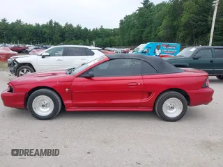 1994 Ford Mustang с VIN 1FALP4443RF186095, выставлен на аукционе IAAI как лот 42490955 с пробегом 124 482 миль миль и . История ставок и продаж доступна на DreamBid. Изображение 14.