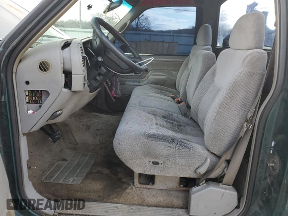 1996 Chevrolet Silverado 1500 with VIN 1GCEC14M0TZ106786, listed as a Copart auction lot 43858625 with 213,182 mi miles and Non Repairable. Bid and sale history available at DreamBid. Image 7.