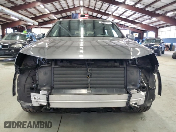 2020 Audi Q7 Premium Plus z VIN WA1LJAF76LD008485, wystawiony jako Copart lot #41886913 z przebiegiem 25 684 mil mil oraz . Historia ofert i sprzedaży dostępna na DreamBid. Obrazek 5.