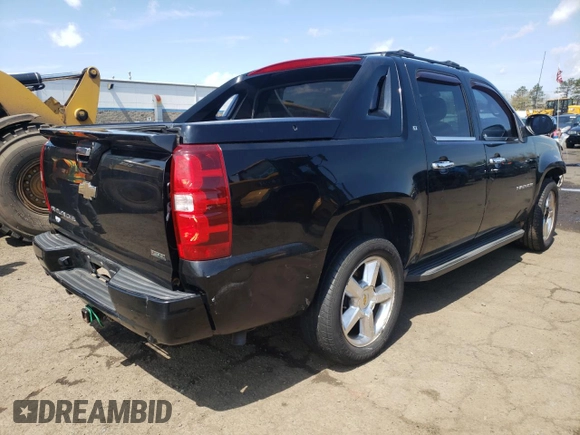2011 Chevrolet Avalanche LT with VIN 3GNTKFE31BG162335, listed as a Copart auction lot 54006025 with Not provided miles and Salvage title. Bid and sale history available at DreamBid. Image 3.