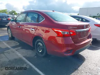 2017 Nissan Sentra S z VIN 3N1AB7AP3HY271836, wystawiony jako IAAI lot #42019396 z przebiegiem 99 824 mil mil oraz . Historia ofert i sprzedaży dostępna na DreamBid. Obrazek 3.