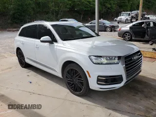 2017 Audi Q7 Premium Plus with VIN WA1LAAF71HD034774, listed as a Copart auction lot 55063835 with 114,481 mi miles and Clean Title. Bid and sale history available at DreamBid. Image 4.