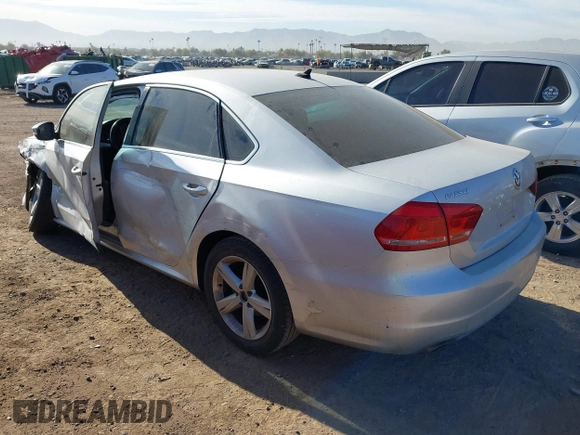 2013 Volkswagen Passat SE w/Sunroof & Nav with VIN 1VWBP7A35DC036516, listed as a IAAI auction lot 41545305 with 182,266 mi miles. Bid and sale history available at carsss.com. Image 3.