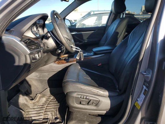 2014 BMW X5 sDrive35i with VIN 5UXKR2C59E0H34646, listed as a Copart auction lot 48880095 with 119,201 mi miles and Salvage Title. Bid and sale history available at carsss.com. Image 7.
