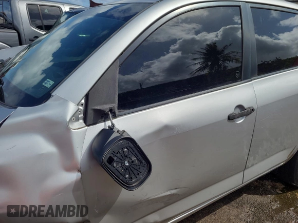2011 Toyota RAV4 with VIN JTMZF4DVXBD031285, listed as a Copart auction lot 42213425 with Not Provided miles and Salvage Title. Bid and sale history available at DreamBid. Image 9.