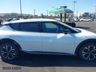 2022 Kia EV6 Wind with VIN KNDC3DLC6N5086488, listed as a IAAI auction lot 42004133 with 35,839 mi miles. Bid and sale history available at carsss.com. Image 13.