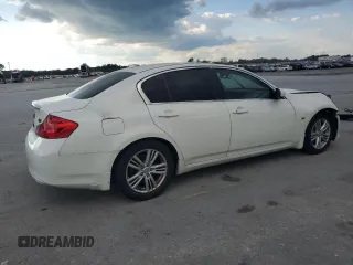 2015 Infiniti Q40 with VIN JN1CV6AP6FM500438, listed as a Copart auction lot 74081644 with 93,365 mi miles and Salvage Title. Bid and sale history available at carsss.com. Image 3.