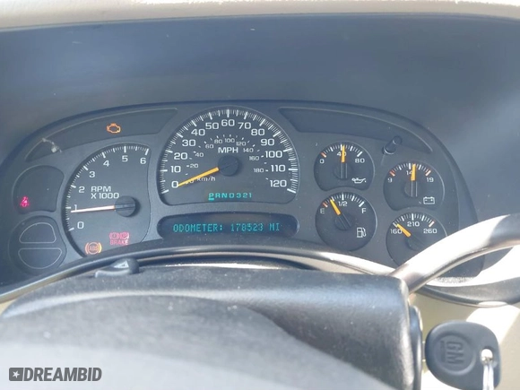 2004 Chevrolet Silverado 1500 Z71 with VIN 1GCEK14T34Z182434, listed as a IAAI auction lot 41903632 with 178,523 mi miles. Bid and sale history available at carsss.com. Image 7.
