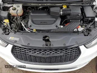 2021 Chrysler Pacifica Touring L with VIN 2C4RC3BG3MR525690, listed as a Copart auction lot 83658704 with 51,389 mi miles and Salvage title. Bid and sale history available at DreamBid. Image 13.