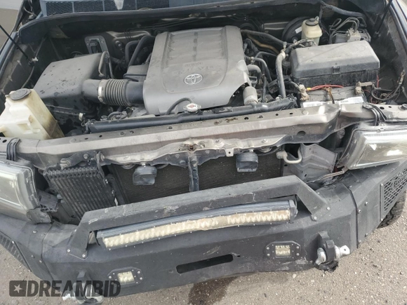 2008 Toyota Tundra z VIN 5TFDV54108X037362, wystawiony jako Copart lot #53732435 z przebiegiem 199 711 mil mil oraz Szkoda całkowita • Salvage title. Historia ofert i sprzedaży dostępna na DreamBid. Obrazek 13.