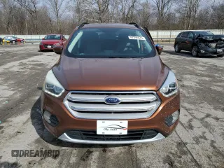 2017 Ford Escape SE with VIN 1FMCU0GD3HUC04513, listed as a Copart auction lot 47295575 with 147,938 mi miles and Salvage Title. Bid and sale history available at DreamBid. Image 5.