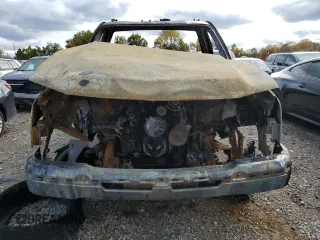 2005 Chevrolet Silverado 3500 SRW Wrk Trk with VIN 1GCHK34UX5E297557, listed as a Copart auction lot 75354184 with 0 mi miles and Non Repairable. Bid and sale history available at carsss.com. Image 5.