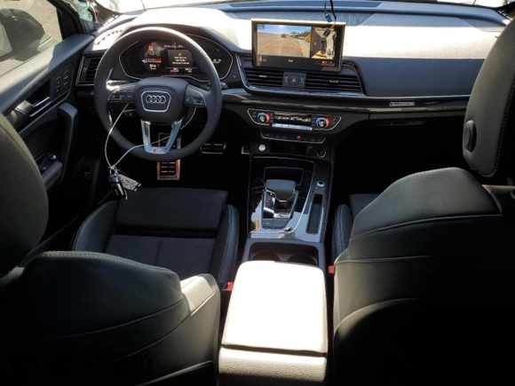 2025 Audi SQ5 Premium Plus with VIN WA1B4AFY6S2036938, listed as a Copart auction lot 88290625 with 449 mi miles and Salvage Title. Bid and sale history available at DreamBid. Image 8.