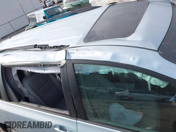 2017 Toyota Sienna XLE Auto Access Seat with VIN 5TDYZ3DC9HS815837, listed as a IAAI auction lot 41625844 with 102,956 mi miles and . Bid and sale history available at DreamBid. Image 6.