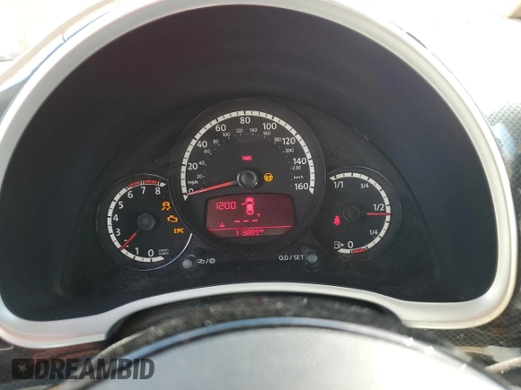 2013 Volkswagen Beetle with VIN 3VW8A7AT7DM817046, listed as a Copart auction lot 57314405 with 113,889 mi miles and Clean Title. Bid and sale history available at DreamBid. Image 9.