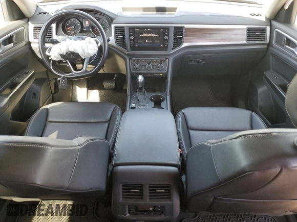 2021 Volkswagen Atlas SE with VIN 1V2HR2CAXMC514837, listed as a Copart auction lot 57119945 with 68,028 mi miles and Salvage title. Bid and sale history available at DreamBid. Image 8.