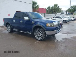 2008 Ford F-150 XLT с VIN 1FTPW12V98FA22809, выставлен на аукционе IAAI как лот 42133613 с пробегом 267 326 миль миль и . История ставок и продаж доступна на DreamBid. Изображение 1.
