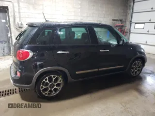 2014 FIAT 500L Trekking with VIN ZFBCFADH1EZ010513, listed as a Copart auction lot 60489095 with 129,990 mi miles and Salvage title. Bid and sale history available at DreamBid. Image 3.