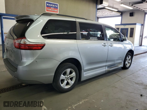 2019 Toyota Sienna LE Auto Access Seat with VIN 5TDKZ3DC6KS012190, listed as a Copart auction lot 54215005 with 70,332 mi miles and Salvage title. Bid and sale history available at DreamBid. Image 3.