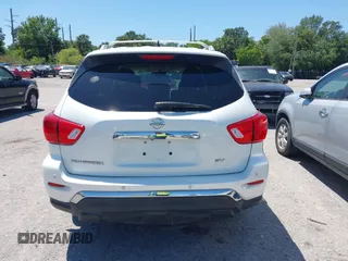 2018 Nissan Pathfinder SV with VIN 5N1DR2MN3JC620443, listed as a IAAI auction lot 42065523 with 137,449 mi miles. Bid and sale history available at carsss.com. Image 15.