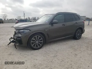 2022 BMW X5 xDrive45e with VIN 5UXTA6C00N9K77743, listed as a Copart auction lot 47244185 with 0 mi miles and Salvage Title. Bid and sale history available at carsss.com. Image 1.