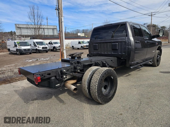 2022 Ram 3500 Tradesman with VIN 3C7WRSCL2NG315535, listed as a Copart auction lot 48806325 with 168,371 mi miles and Clean Title. Bid and sale history available at carsss.com. Image 3.