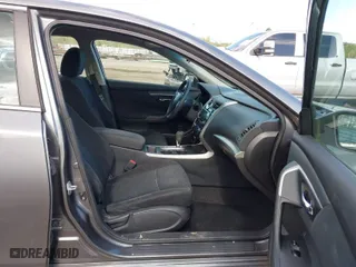 2015 Nissan Altima 2.5 SL with VIN 1N4AL3AP9FN367814, listed as a IAAI auction lot 42043507 with 208,945 mi miles. Bid and sale history available at carsss.com. Image 5.