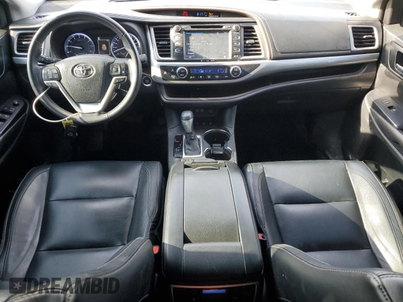 2018 Toyota Highlander SE z VIN 5TDJZRFH4JS551509, wystawiony jako Copart lot #56700765 z przebiegiem 133 320 mil mil oraz Szkoda całkowita • Salvage title. Historia ofert i sprzedaży dostępna na DreamBid. Obrazek 8.