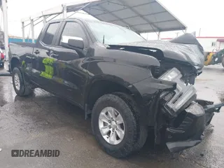 2020 Chevrolet Silverado 1500 LT with VIN 1GCRYDED0LZ218572, listed as a IAAI auction lot 41720498 with 82,386 mi miles. Bid and sale history available at carsss.com. Image 1.