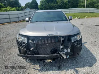 2018 Jeep Grand Cherokee Limited z VIN 1C4RJEBG4JC281330, wystawiony jako Copart lot #57954545 z przebiegiem 63 035 mil mil oraz Szkoda całkowita • Salvage title. Historia ofert i sprzedaży dostępna na DreamBid. Obrazek 5.