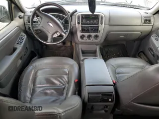 2003 Ford Explorer XLT с VIN 1FMZU63K43UC76671, выставлен на аукционе Copart как лот 42150405 с пробегом 200 728 миль миль и Списание • Salvage title. История ставок и продаж доступна на DreamBid. Изображение 8.