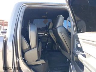 2024 Ram 2500 Laramie with VIN 3C6UR5FL0RG117504, listed as a IAAI auction lot 41728513 with 31,433 mi miles. Bid and sale history available at carsss.com. Image 8.