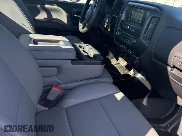 2022 Chevrolet Silverado 1500 with VIN 1HTKHPVK8NH823923, listed as a Copart auction lot 42861245 with 4,864 mi miles and Clean Title. Bid and sale history available at DreamBid. Image 5.