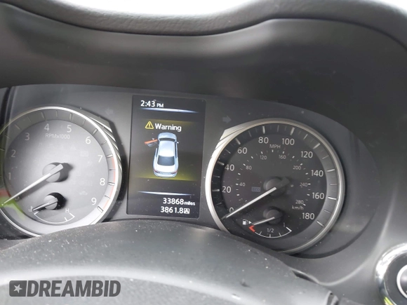 2021 Infiniti Q50 Signature Edition with VIN JN1EV7CP2MM706574, listed as a IAAI auction lot 41643762 with 33,868 mi miles and . Bid and sale history available at DreamBid. Image 7.