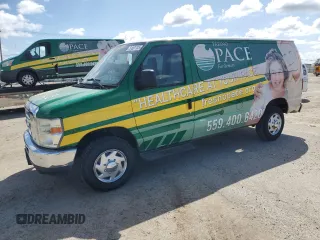 2012 Ford Econoline Passenger XL z VIN 1FBNE3BL6CDA29522, wystawiony jako Copart lot #51861105 z przebiegiem 241 799 mil mil oraz Czysty tytuł • Clean title. Historia ofert i sprzedaży dostępna na DreamBid. Obrazek 1.