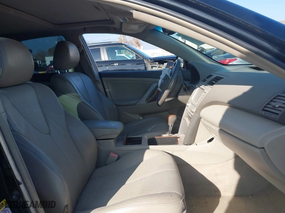 2008 Toyota Camry LE with VIN 4T1BK46K48U058681, listed as a IAAI auction lot 41194534 with 214,271 mi miles. Bid and sale history available at carsss.com. Image 5.