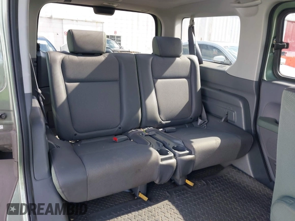 2004 Honda Element EX z VIN 5J6YH27574L035531, wystawiony jako IAAI lot #42500860 z przebiegiem 179 237 mil mil oraz . Historia ofert i sprzedaży dostępna na DreamBid. Obrazek 8.